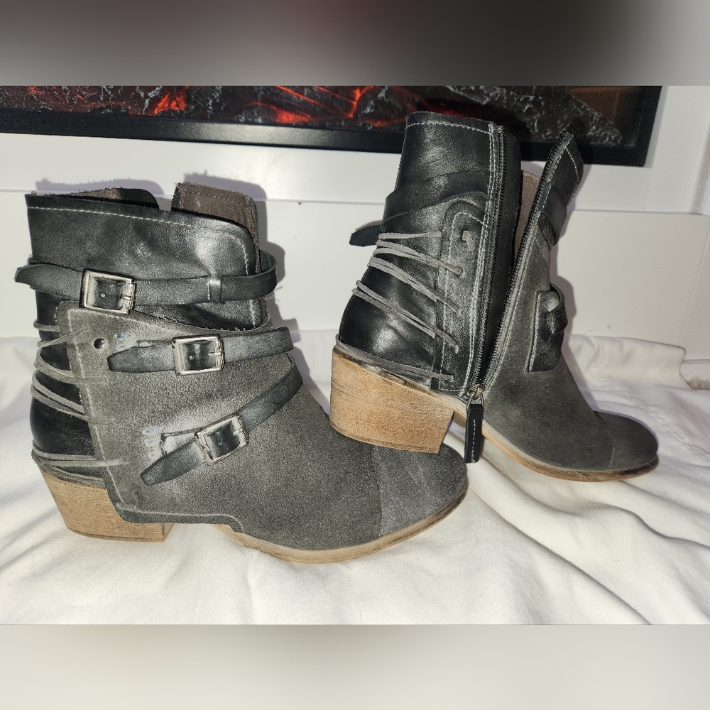Roan booties